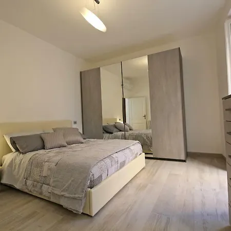 Via Garibaldi Apartamento